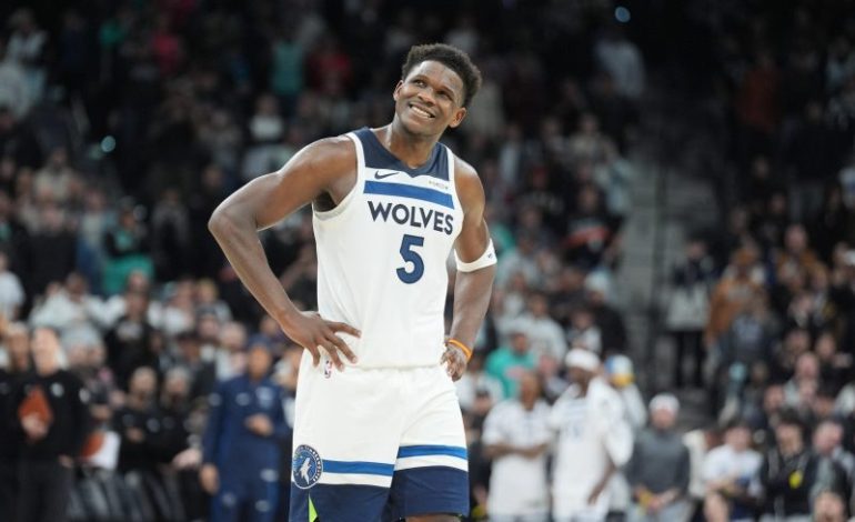  Anthony Edwards scores career-high 55, but Spurs beat Timberwolves